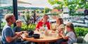 family eats at the restaurant Jonas B Gundersen in Porsgrunn