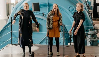 Magisk gruvekonsert "Stier av gull" med vokalgruppa AD UNDAS Magisk gruvekonsert "Stier av gull" med vokalgruppa AD UNDAS