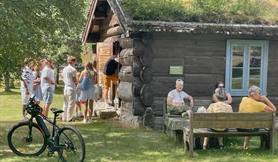 Aktivitetar med bygdekvinnelaget Aktivitetar med bygdekvinnelaget